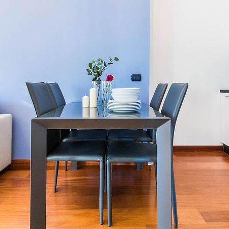 Hintown Duomo Via Baracchini Apartment Milano Exterior foto