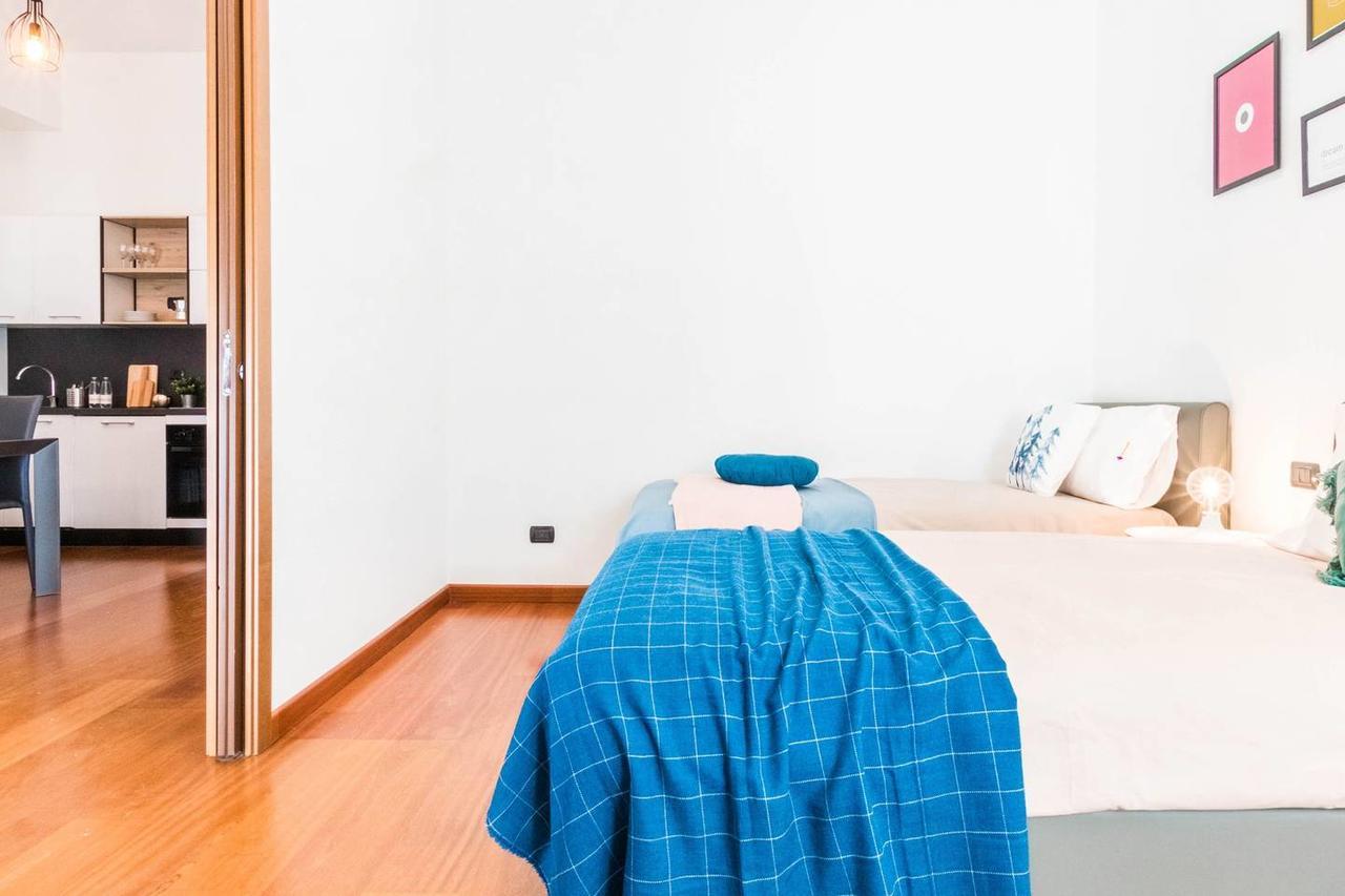 Hintown Duomo Via Baracchini Apartment Milano Exterior foto