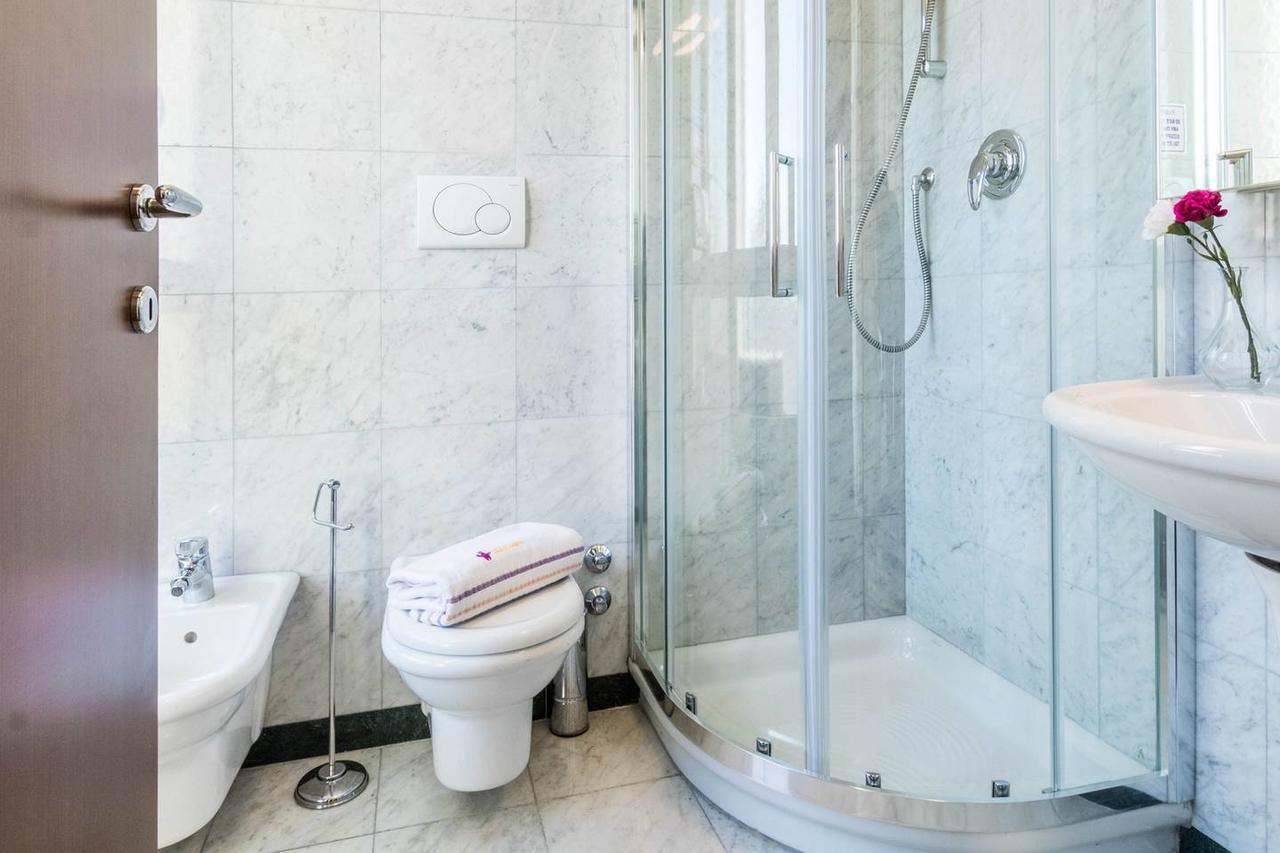 Hintown Duomo Via Baracchini Apartment Milano Exterior foto