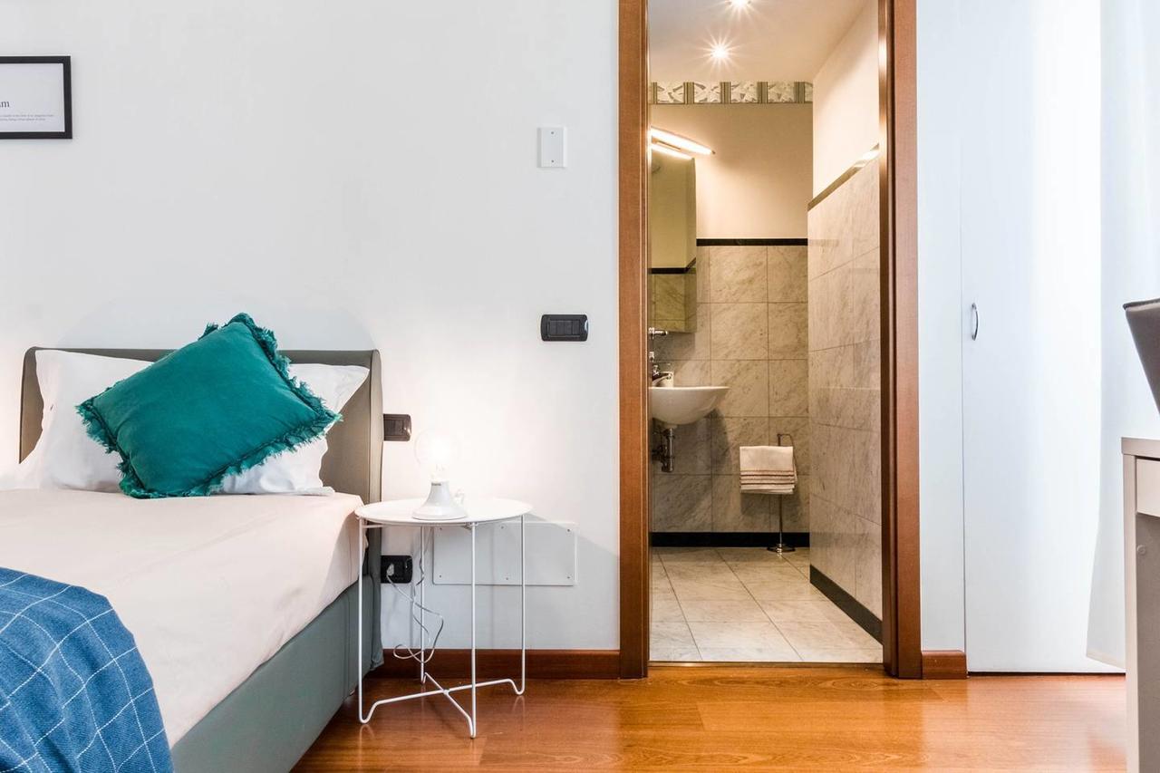 Hintown Duomo Via Baracchini Apartment Milano Exterior foto