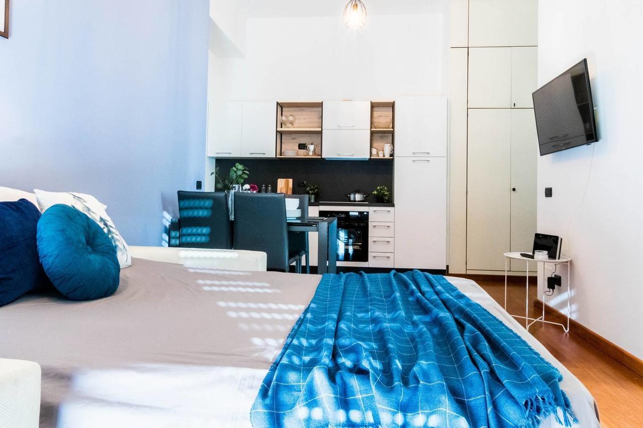 Hintown Duomo Via Baracchini Apartment Milano Exterior foto